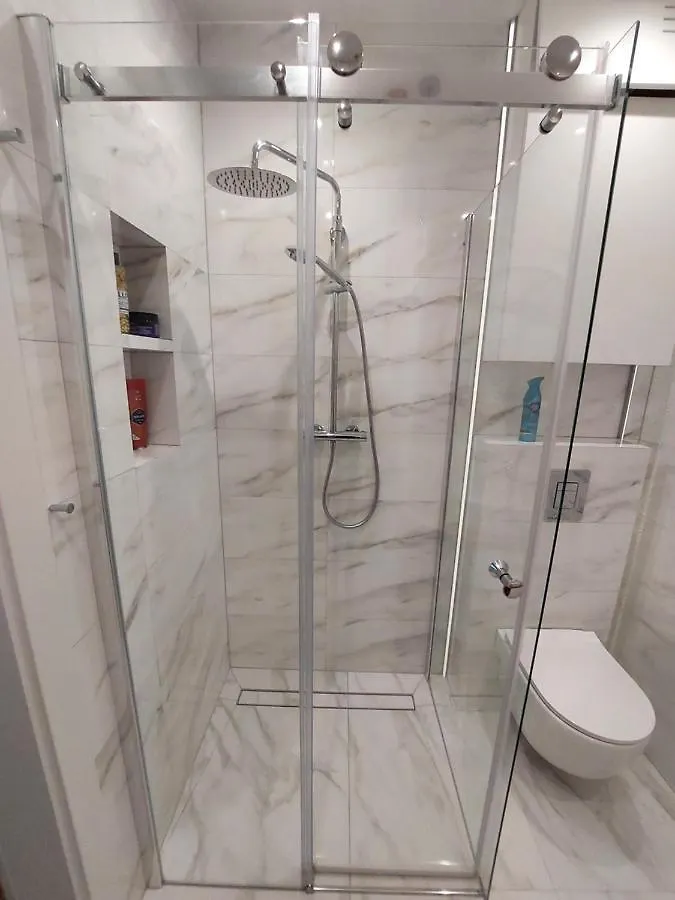 Appartement Pokoj Z Lazienka W Mieszkaniu Prywatnym à Varsovie Séjour chez l'habitant